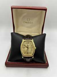 Золотой годинник Omega De Ville Prestige Tonneau