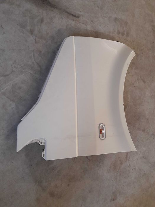 Błotnik prawy przód VW Transporter T5