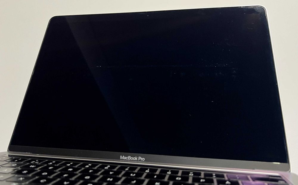 MacBook Pro 13 2018 Core i7 16 256 SSD Space Gray A1989