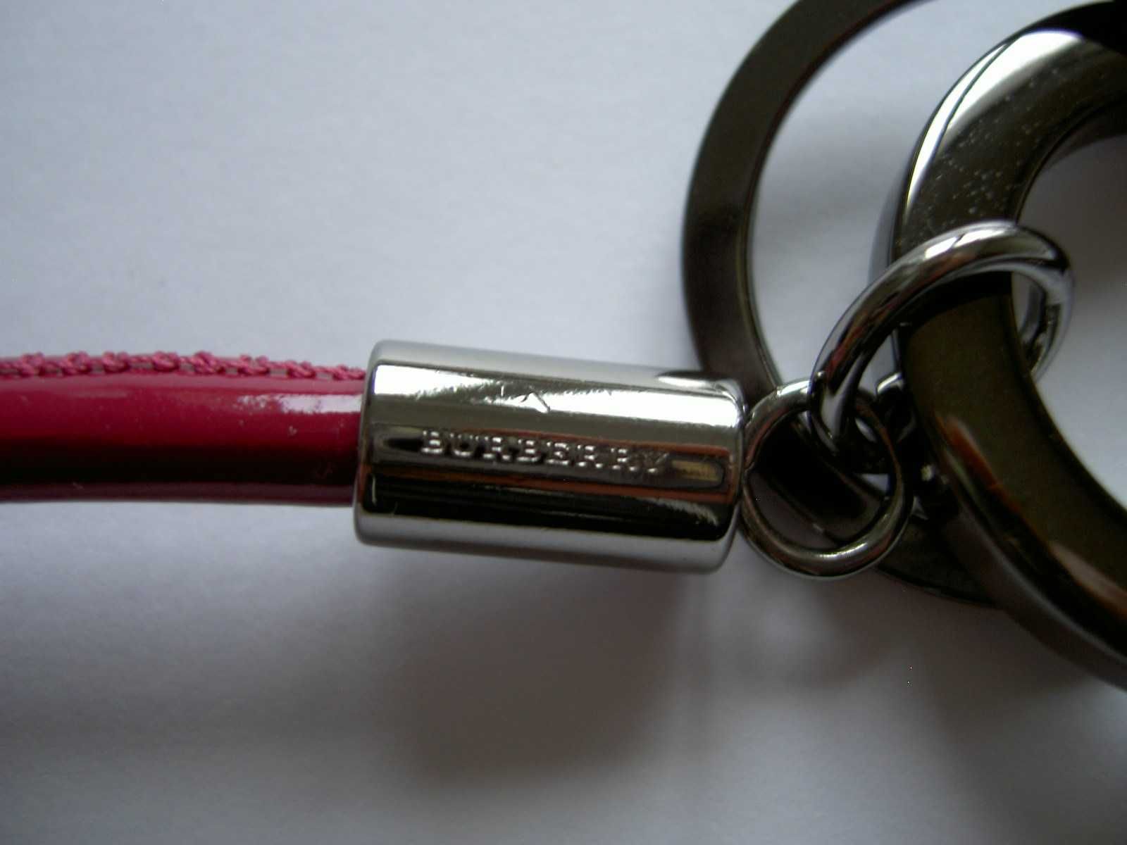 keychain брелок Burberry