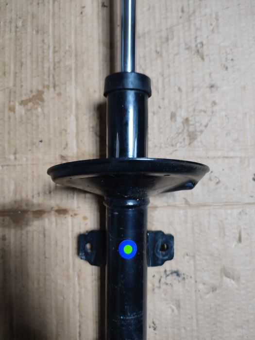 Амортизатор передний Renault Duster 2024