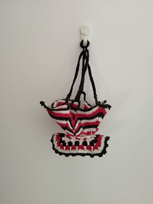 Conjunto de naperons e crochê