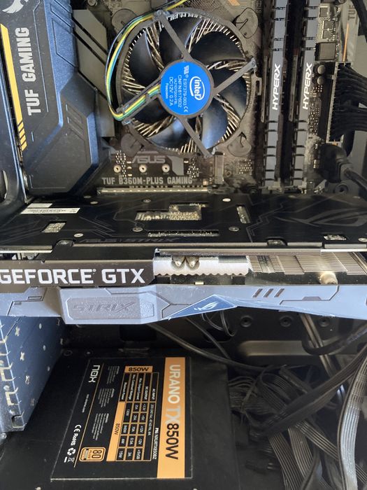 Computador Torre + Monitor