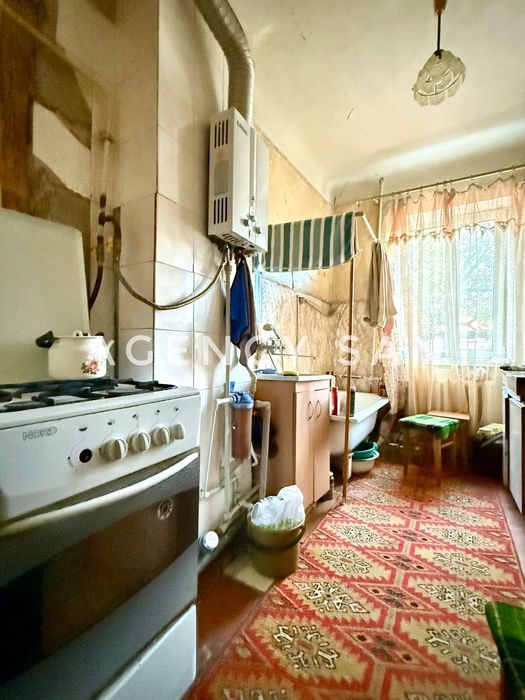 Продаж 2-кімн. квартири поруч з Макдональдс