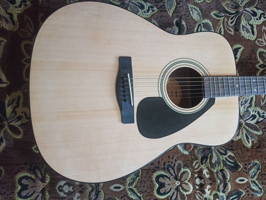 YAMAHA F310 состояние идеал!