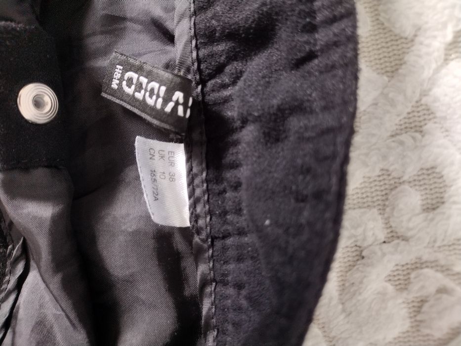 Czarna klasyczna elegancka spodnica 36/38 H&M