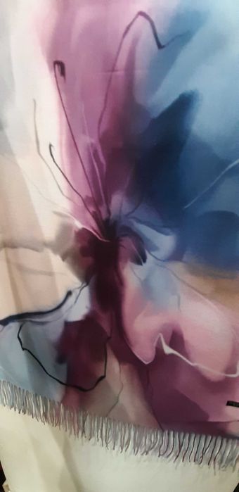 Szal grubsza wiskoza duży piękny kwiat fiolet z niebieskim