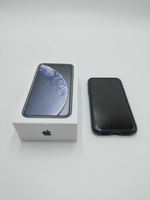 iPhone XR 64 GB czarny