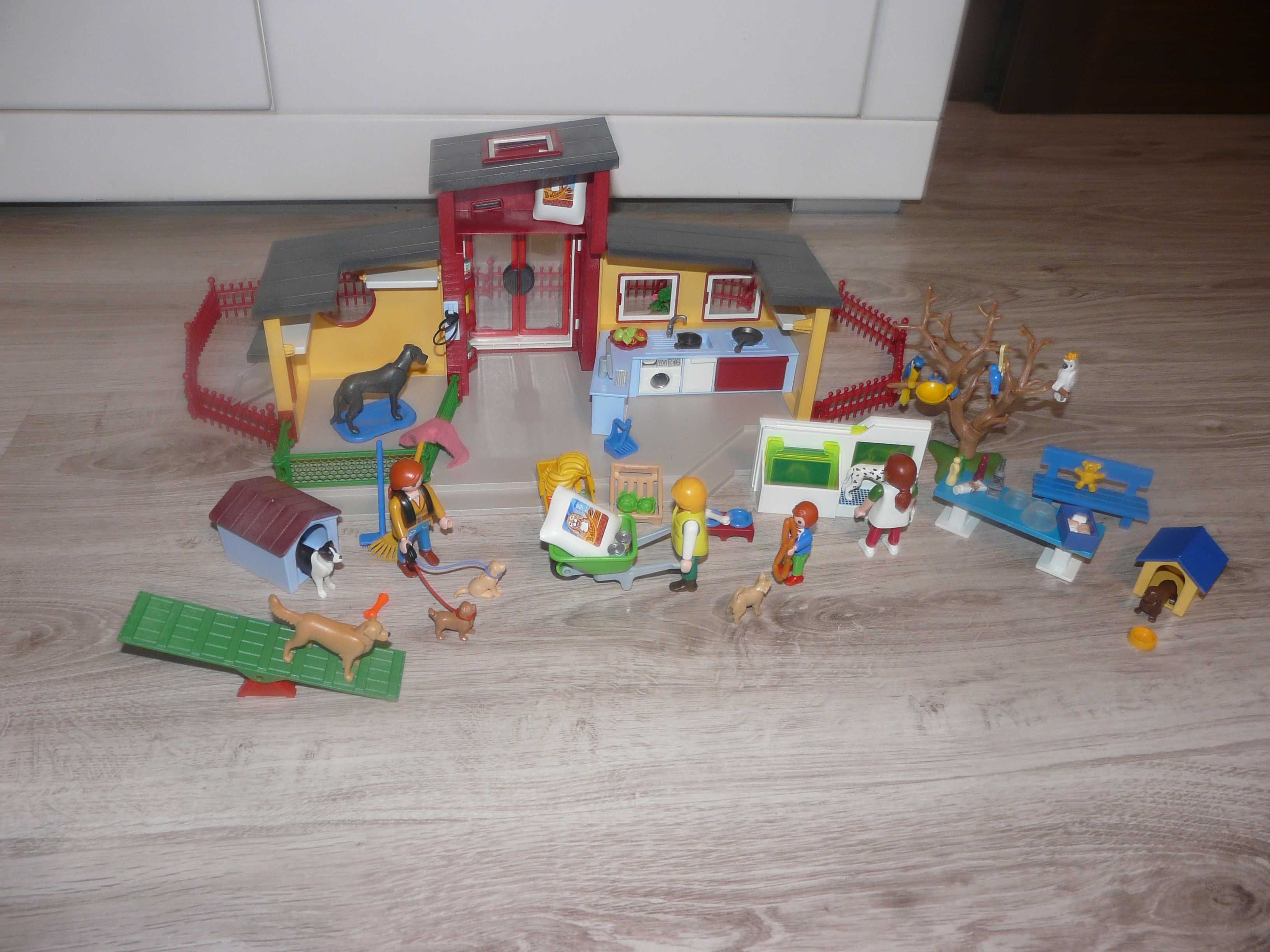Playmobil hotel dla zwierząt z rentgenem