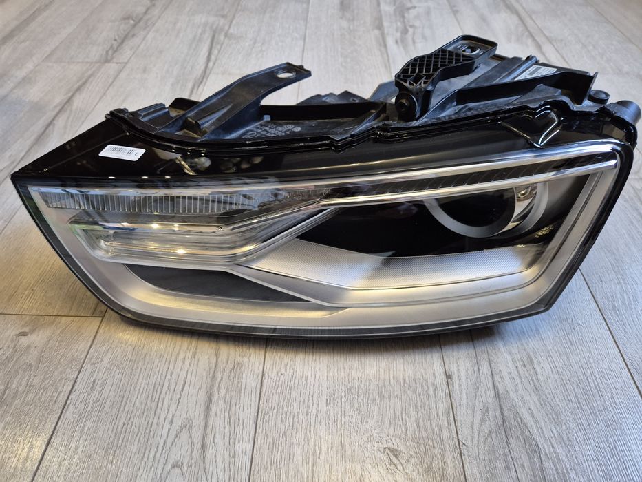 Фара права Audi Q3 8U 2016-2018 USA