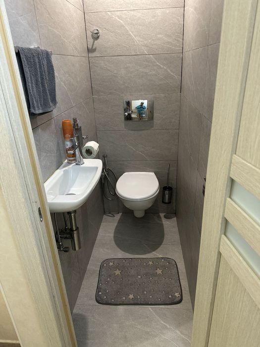 3 кімнатна квартира в Центрі з дизайнерським ремонтом[]