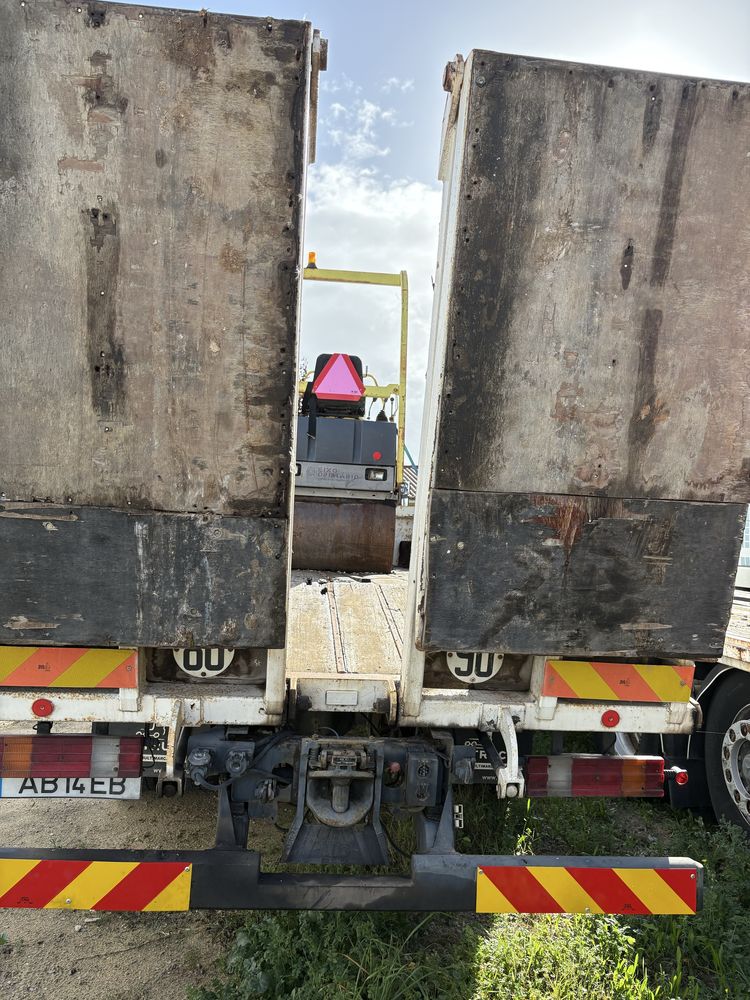 Camião Porta Maquinas 19 Toneladas, 454.000km