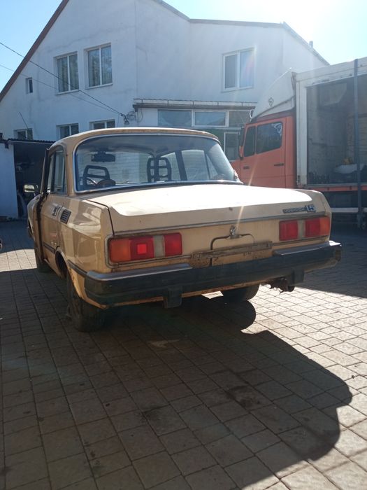 Продам АЗЛК 2140 люкс