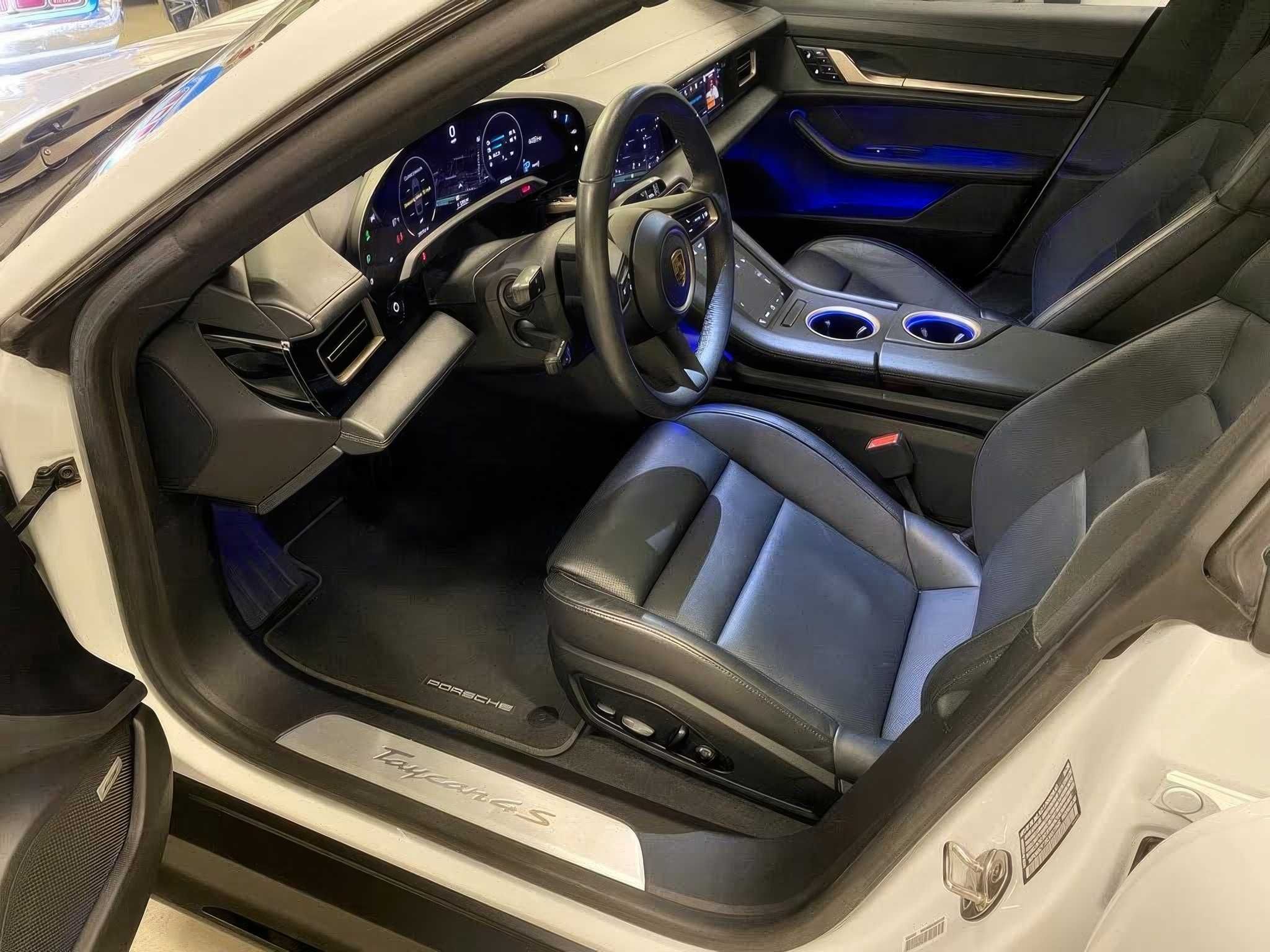 Porsche Taycan 2020