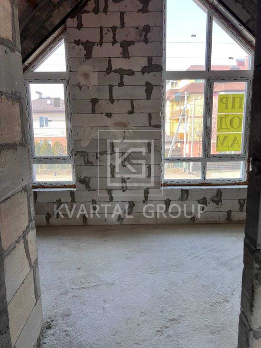 БЕЗ КОМІСІЇ! ТаунХаус 2 поверхи.3 кімнати+кухня студія.БЕЗ РЕМОНТУ.ГАЗ