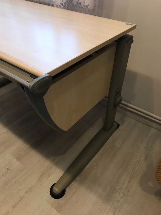 Biurko Moll ,regulacja wysokości