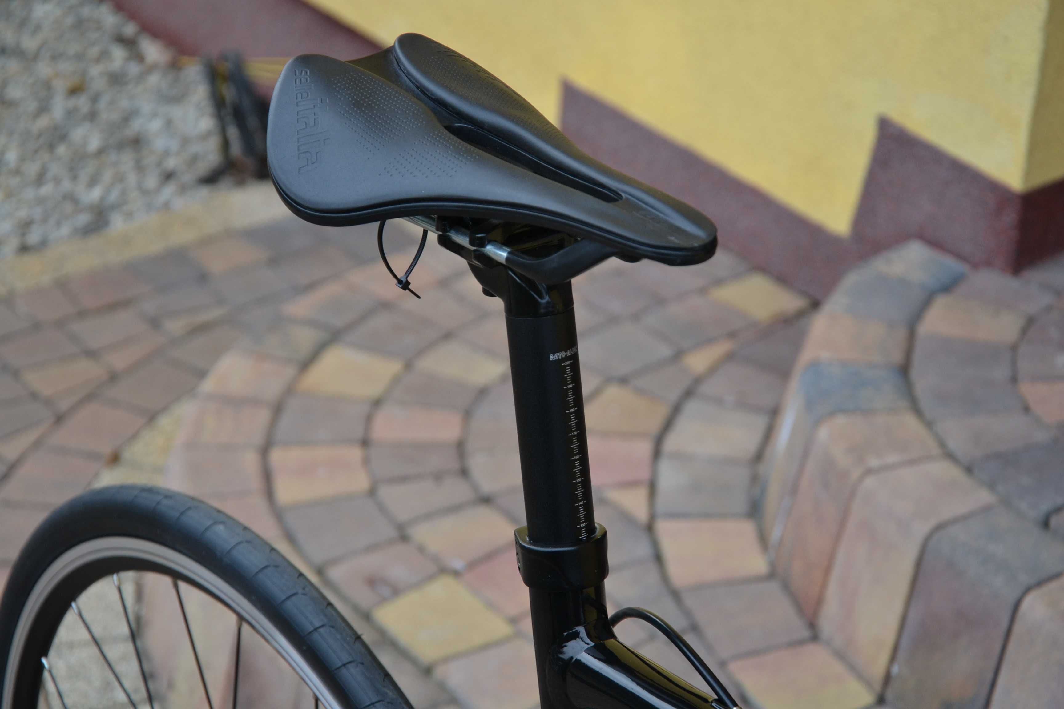 Giant Contend 2 Shimano Claris 2x8 rozmiar XL 2024 NOWY