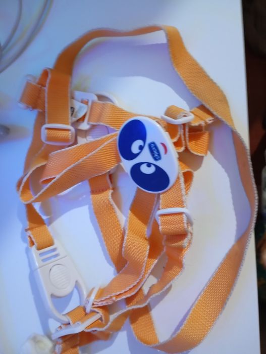 Вожжи для ребенка chicco