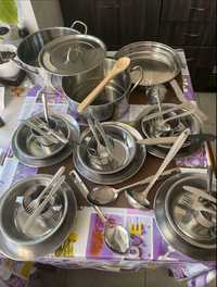Продам набор посуды из нержавейки 
персон(человек