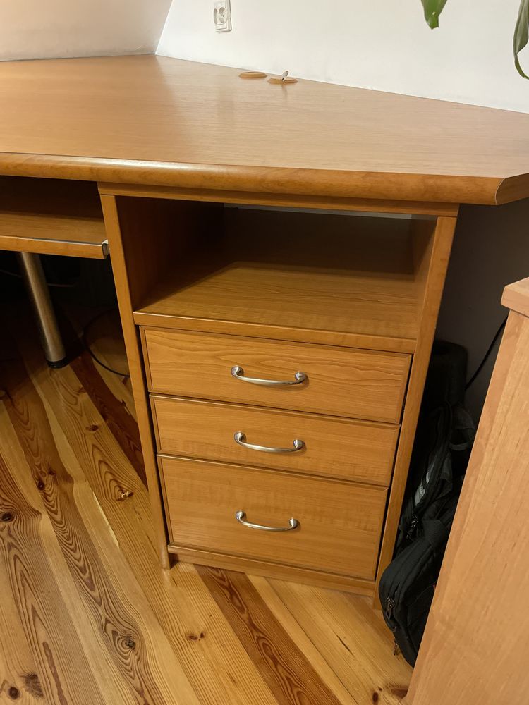 Duże biurko na wymiar 325x155x80