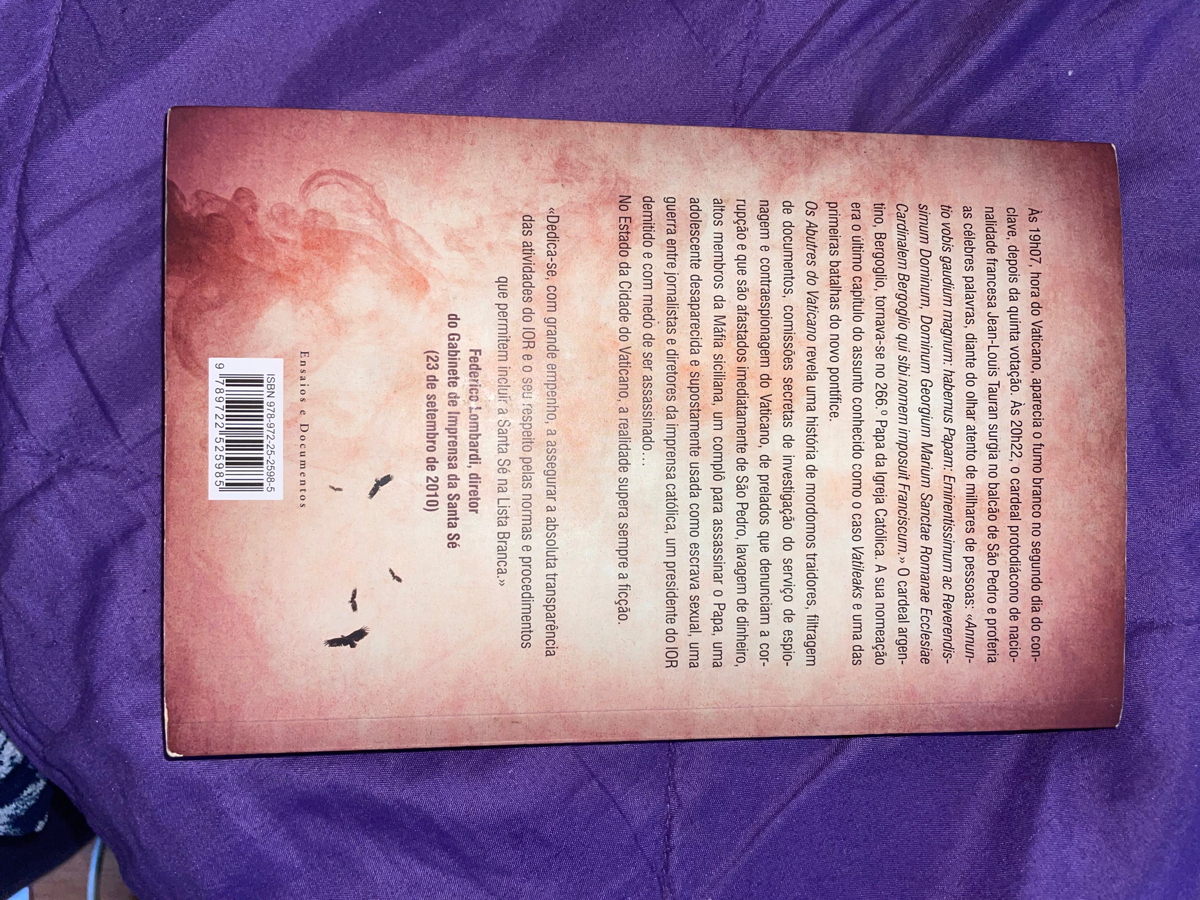 Livro “Os Abutres do Vaticano”