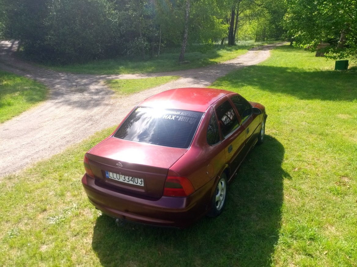 Opel Vektra b 1999р