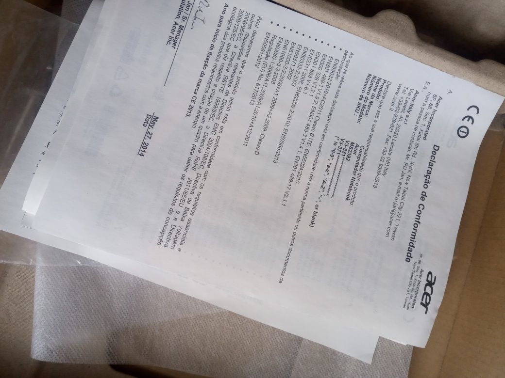 Pudełko od laptopa acer aspire v13 używane
