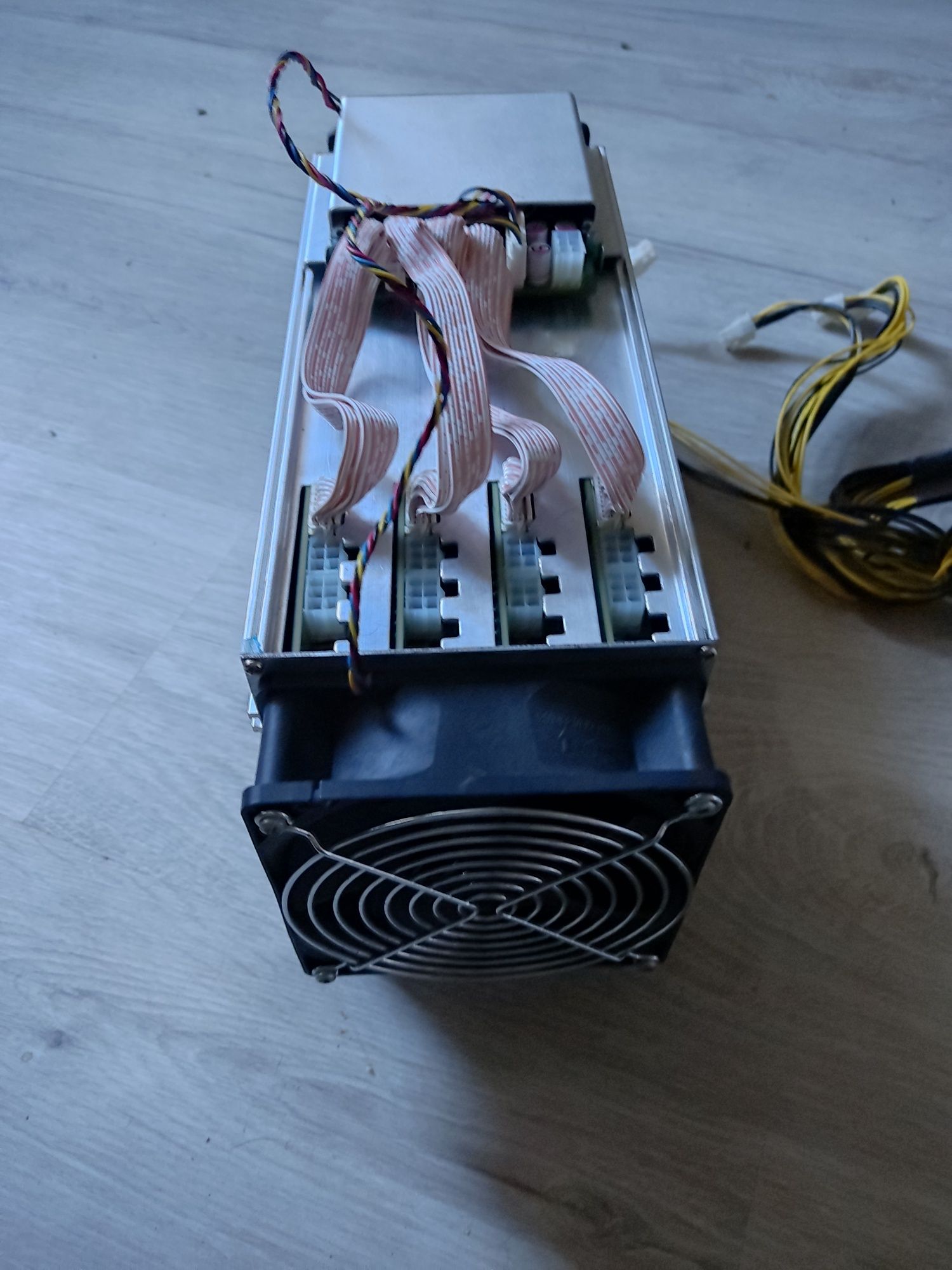 Asic Bitmain Antminer L3+