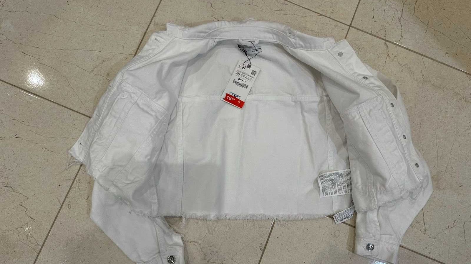 Zara XS літня куртка біла нова