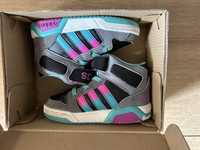 Buty Adidas 21 uniwersalne