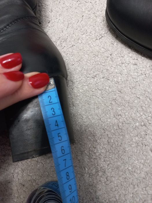 Зимові жіночі чоботи