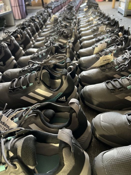 Взуття ОПТОМ Adidas Terrex GORE-TEX Жіноче Мікс Сток ОПТ ГУРТОМ