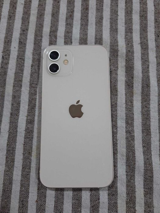 iPhone 12 64GB Usado