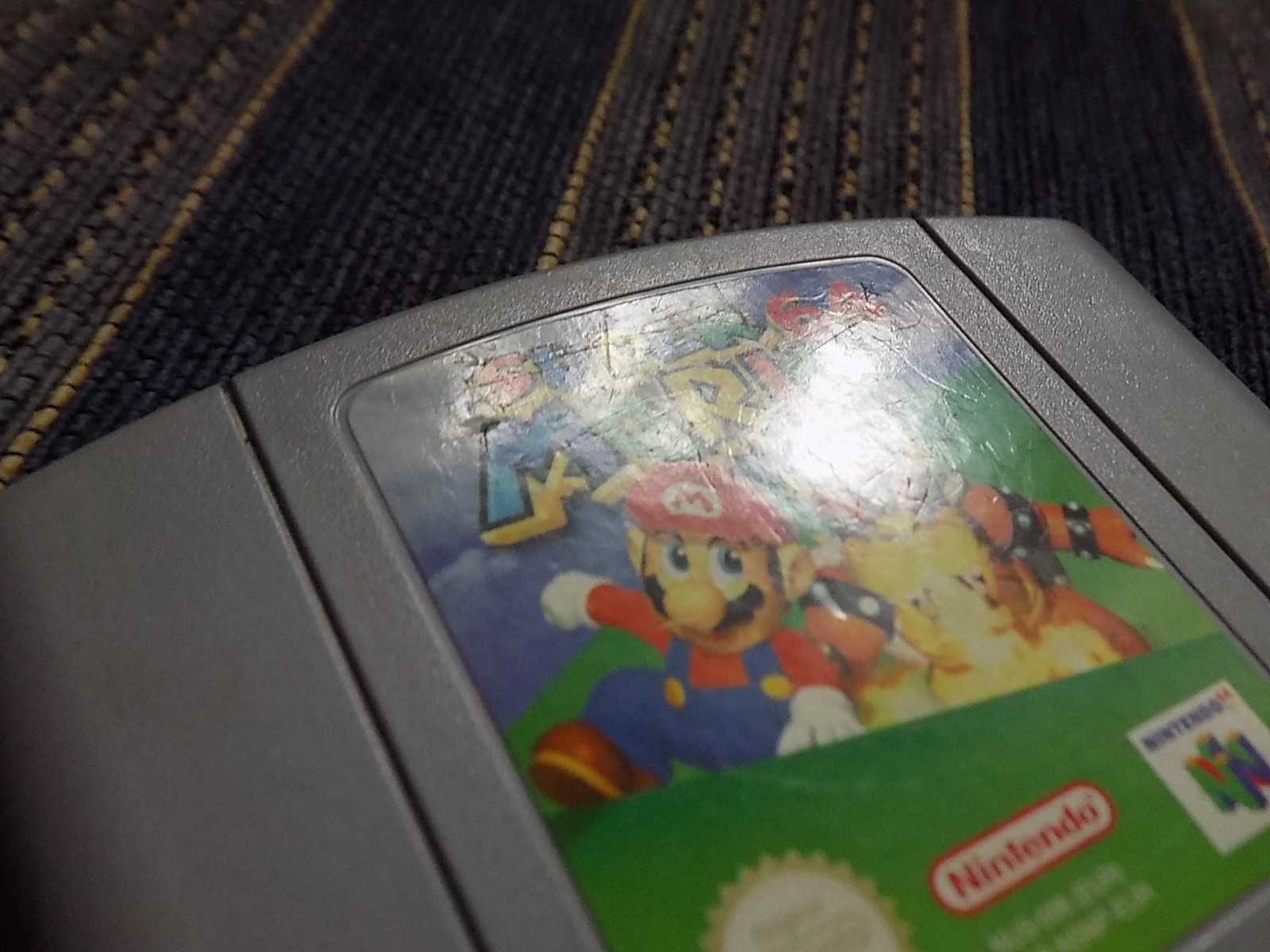 Super Mario 64 - gra na konsolę obsługującą grafikę 3D, Nintendo 64!=)