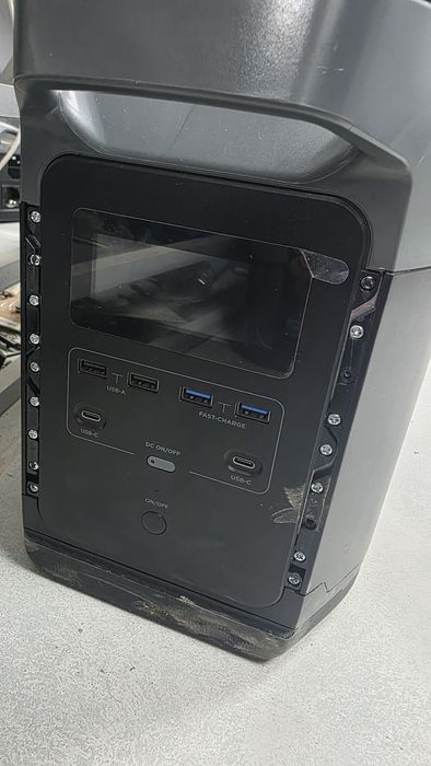 ECOFLOW зарядна станція під ремонт