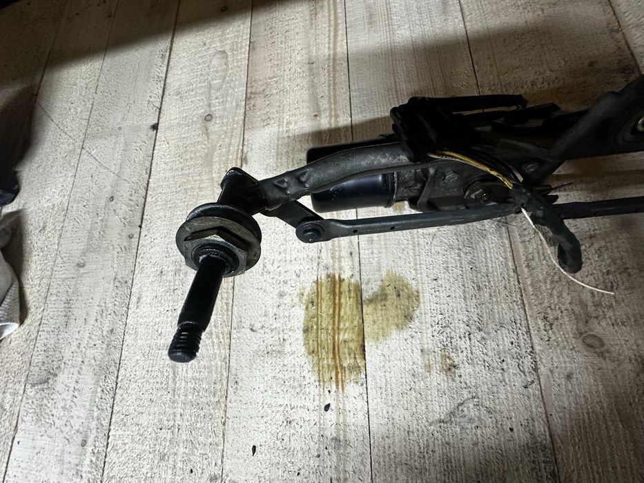 Трапеція двірників Trafic Vivaro primastar віваро трафік