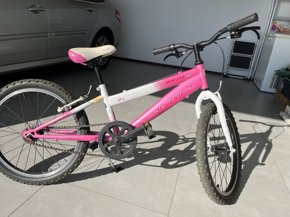 Bicicleta criança de menina