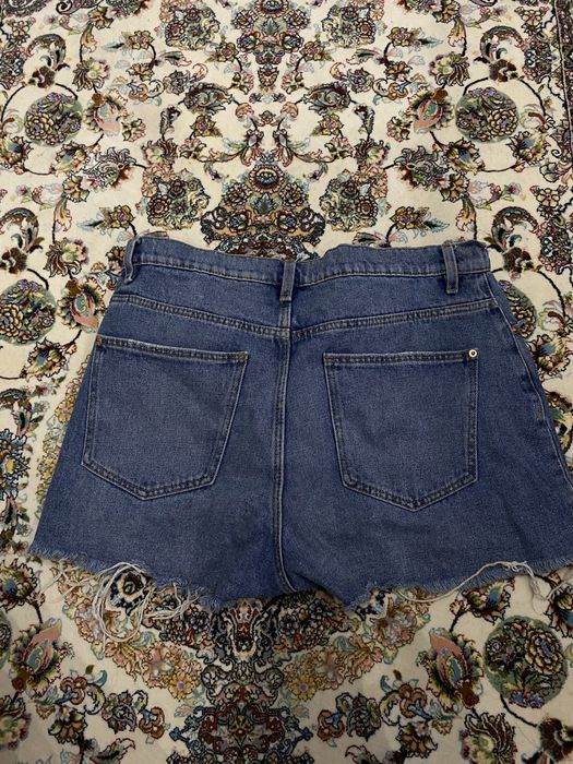 шорти на ґудзиках