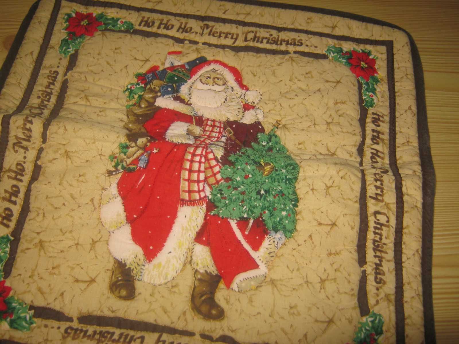 Pikowana poszewka na jasia kolekcja świąteczna Mikołaj
