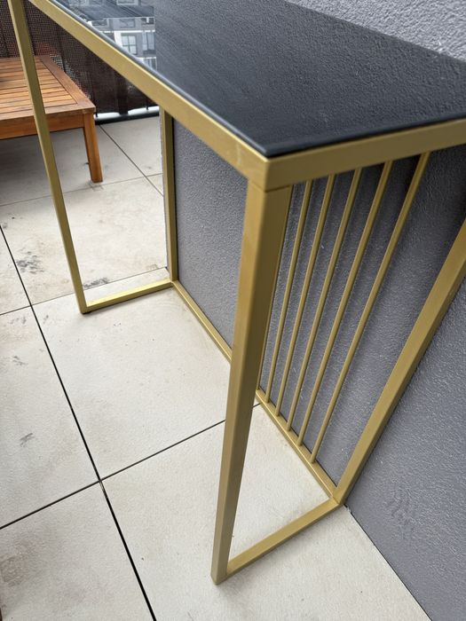 Konsola przepokój 80cm czrne szklo zlote mat nogi