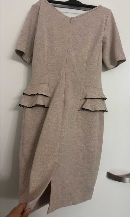 SIMPLE sukienka z baskiną inspiracja lata 50 60  WEŁNA