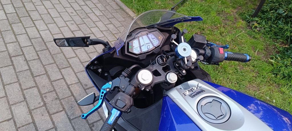 YAMAHA YZF 125 R 2015 Stan BDB Zarejestrowany kat A lub B cbr tzr r1