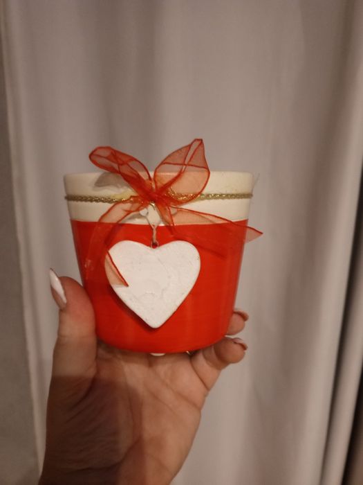 Doniczka z serduszkiem