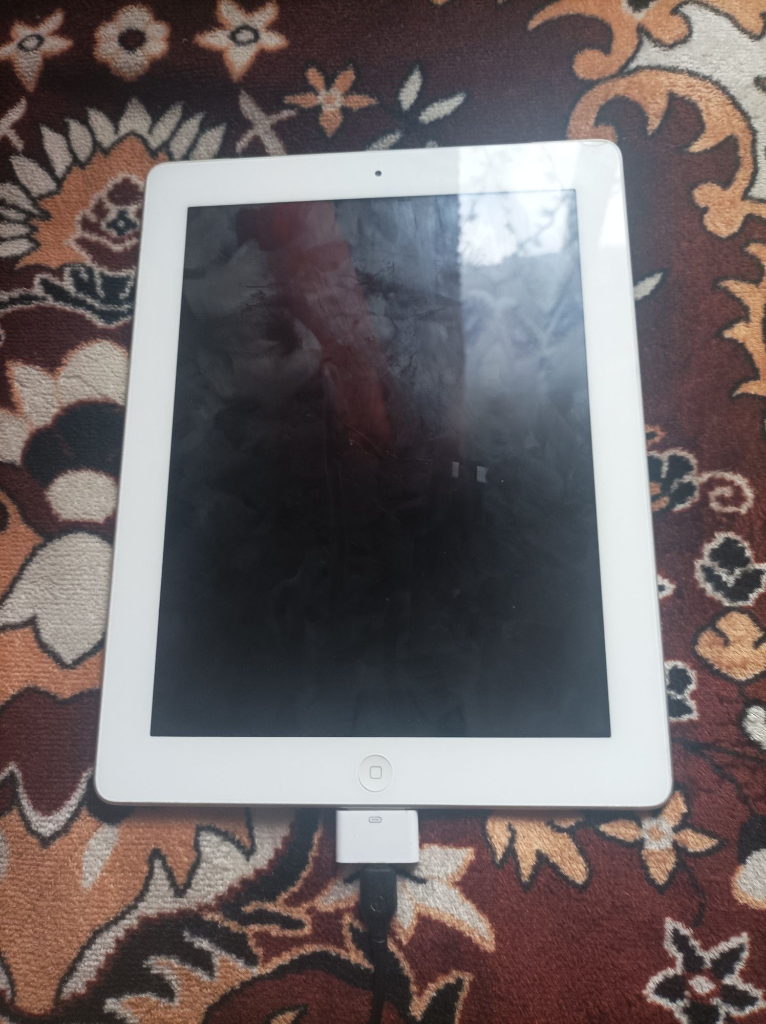 Ipad 2, 16гб, вместе с переходником micro usb