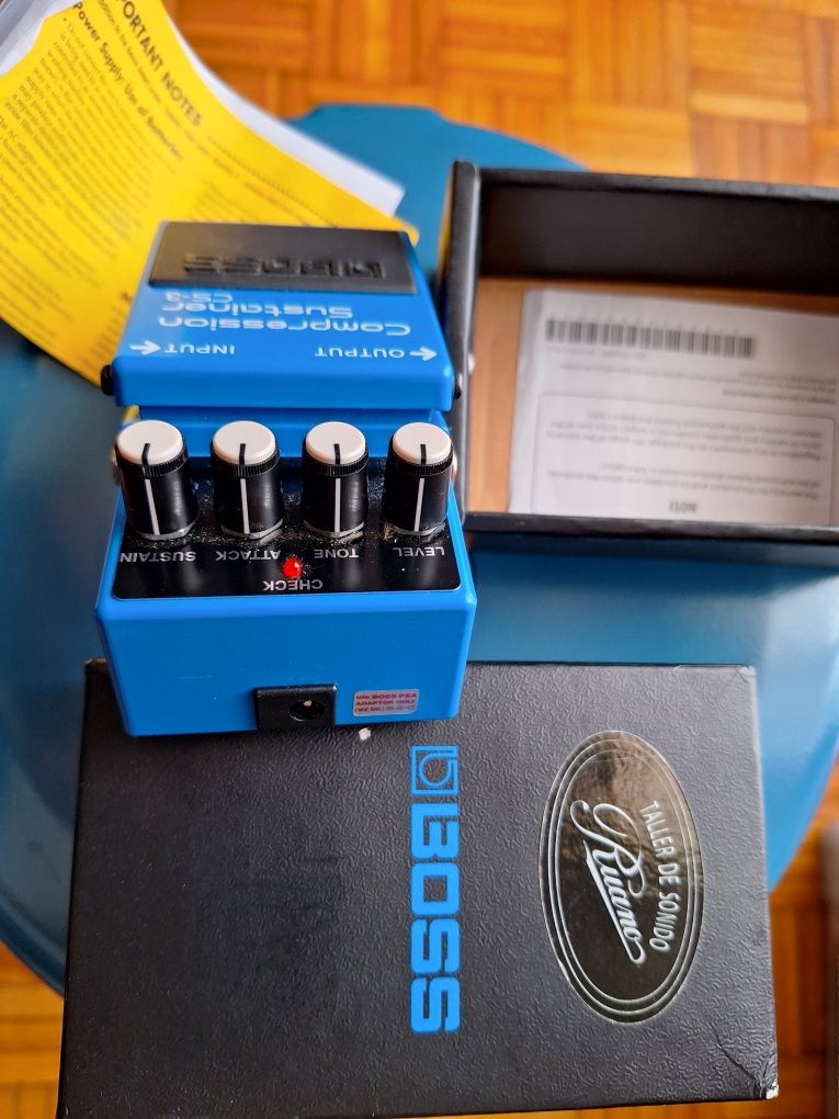 Pedal Boss compressor CS3 guitarra/ baixo