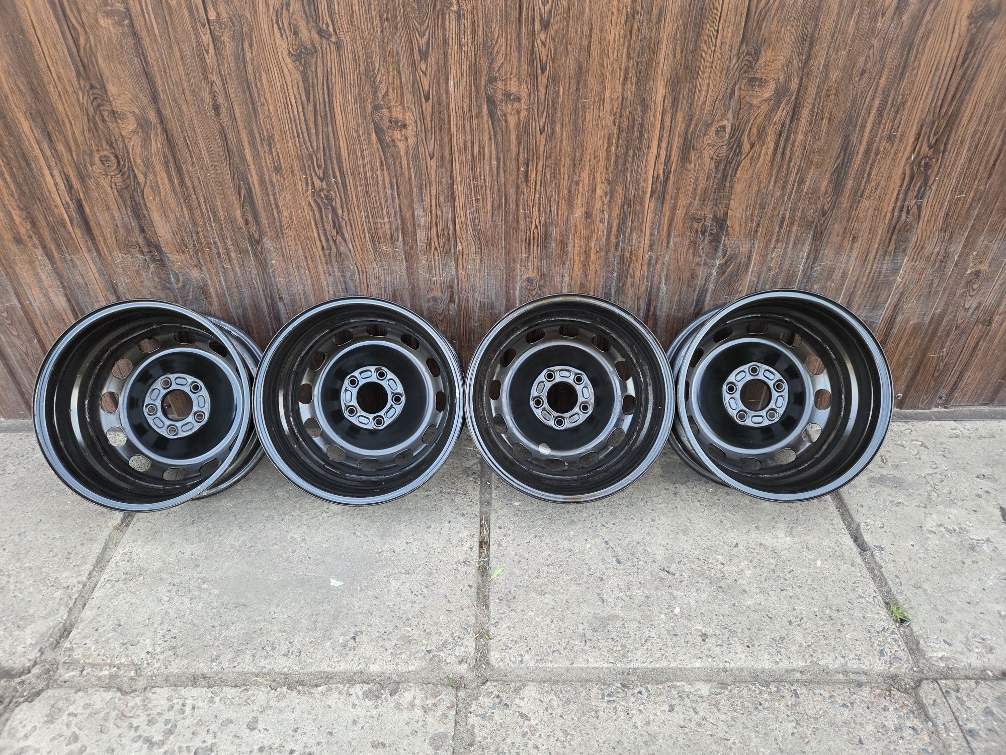 Оригінальні стальні диски r15, 5×108, Ford.