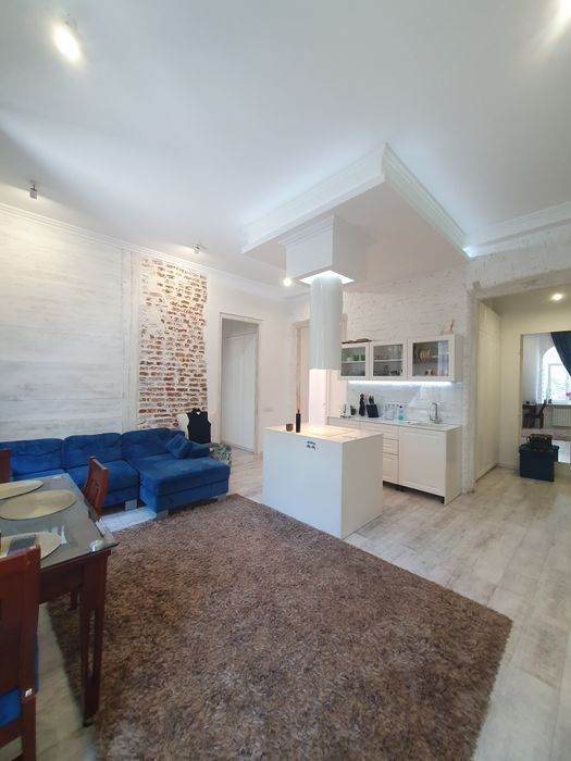 Продам 3кв. Нагорный, р-н п. Шевченко, Жуковского, центр.