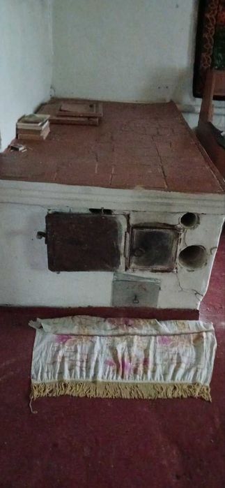 Продається будинок в с. Соснове, Черкаської обл. - 8000 у.о