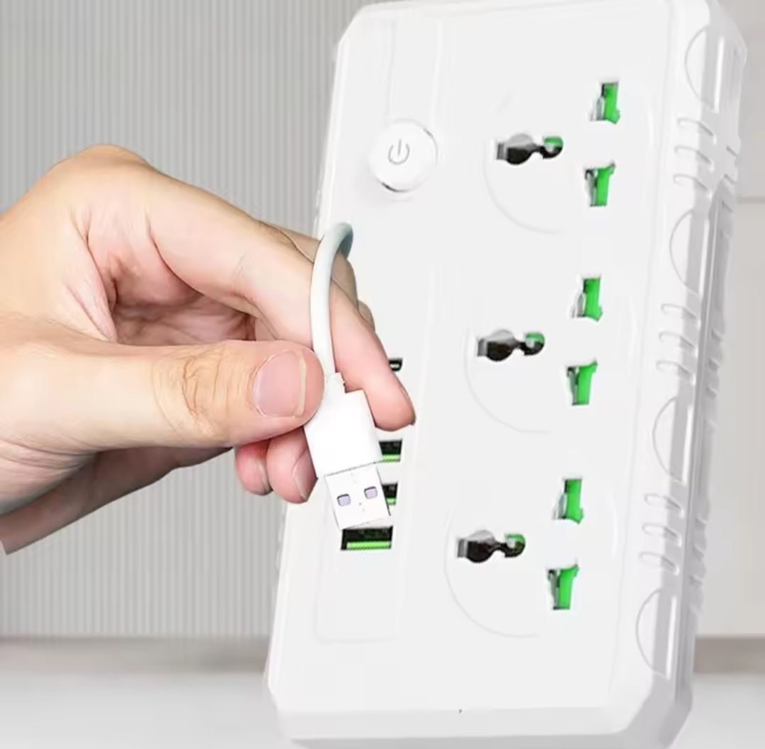 Сетевой фильтр удлинитель с 3 розетками и 4 USB разъемами 2м