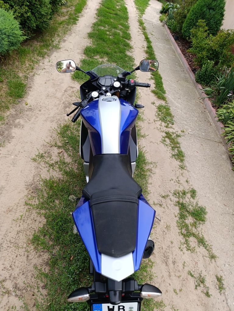 Yamaha 125 r yzf